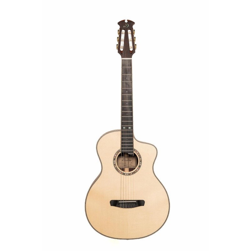 Chitarra Grand auditorium Ibrida cutaway  con corde in nylon